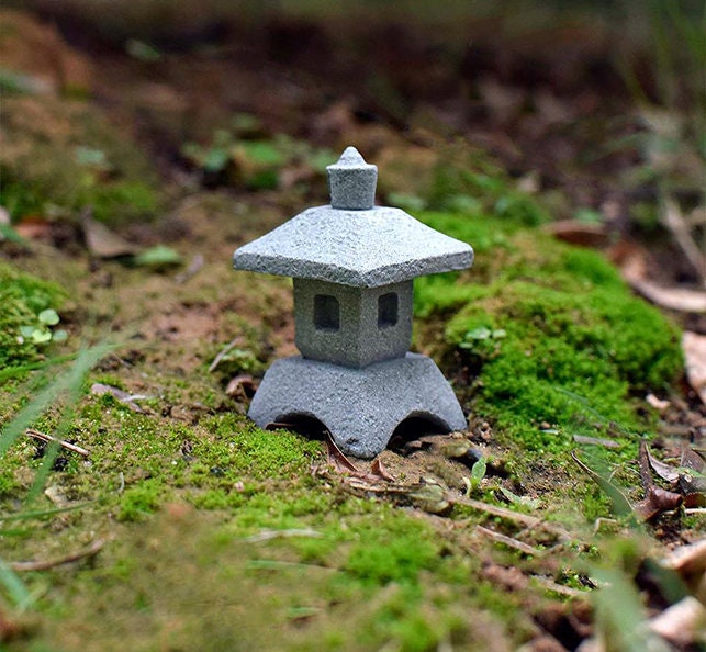 5.5cm Miniature Small Zen Style Stone Lamp Figure Fairy Garden Supplies Terrarium/Aquarium Accessories
