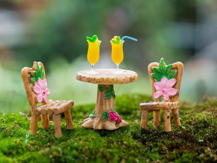 5Pcs Tiny Set Of 3 Table & Chairs With Flower Mango Sorbet , Fairy Miniature Garden Supplies Decoration Terrarium Accessories