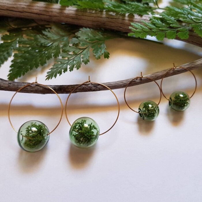 Green Glass Moss Bead Earrings On Gold Hoops, Terrarium Nature Inspired Beads Reindeer Moss Lichen Unique Modern Statement Jewellery