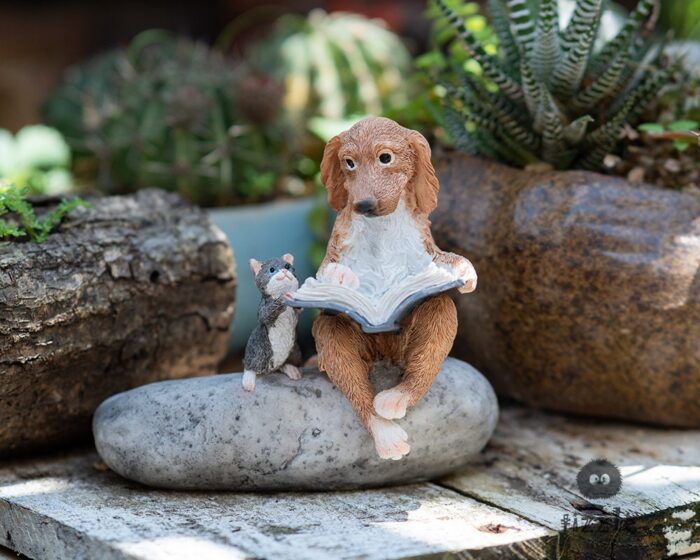 Miniature Fairy Small Dog & Cat Sit On Stone Reading Book Animal Figurines Garden Supplies & Accessories Terrarium