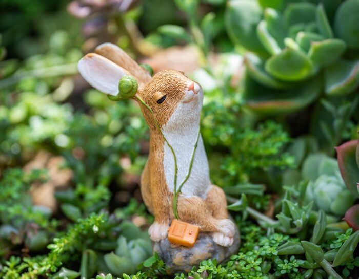 Miniature Fairy Small Rabbit Sit On Stone Listening To Music Animal Figurines Garden Supplies & Accessories Terrarium