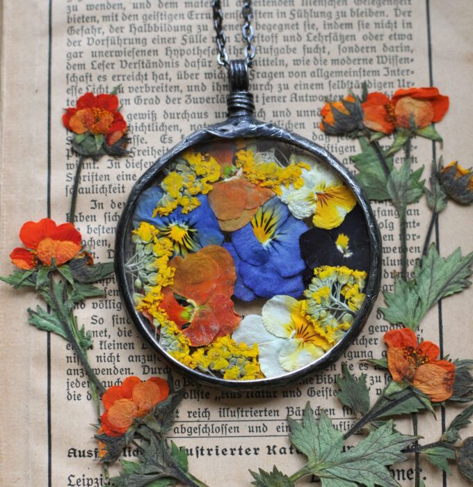 Pressed Flower Framed, Natural Jewelry, Terrarium Necklace, Real Flower Botanical Pansy Necklace, Stained Glass